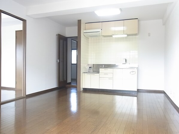 サンプレイス早宮の物件内観写真